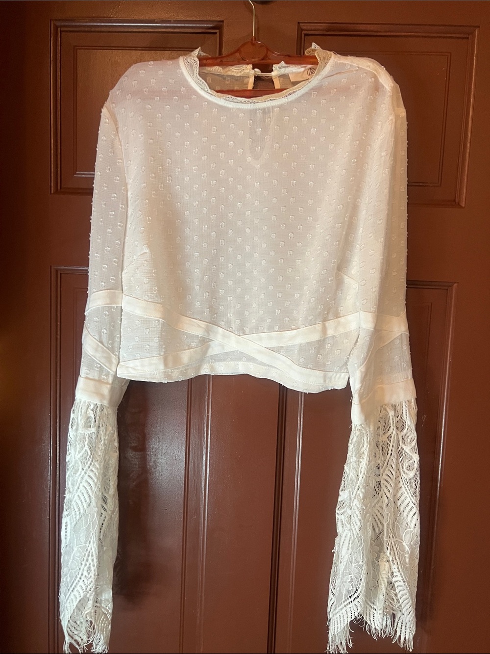 Missguided White Lace Bell-Sleeve Long Sleeve Top